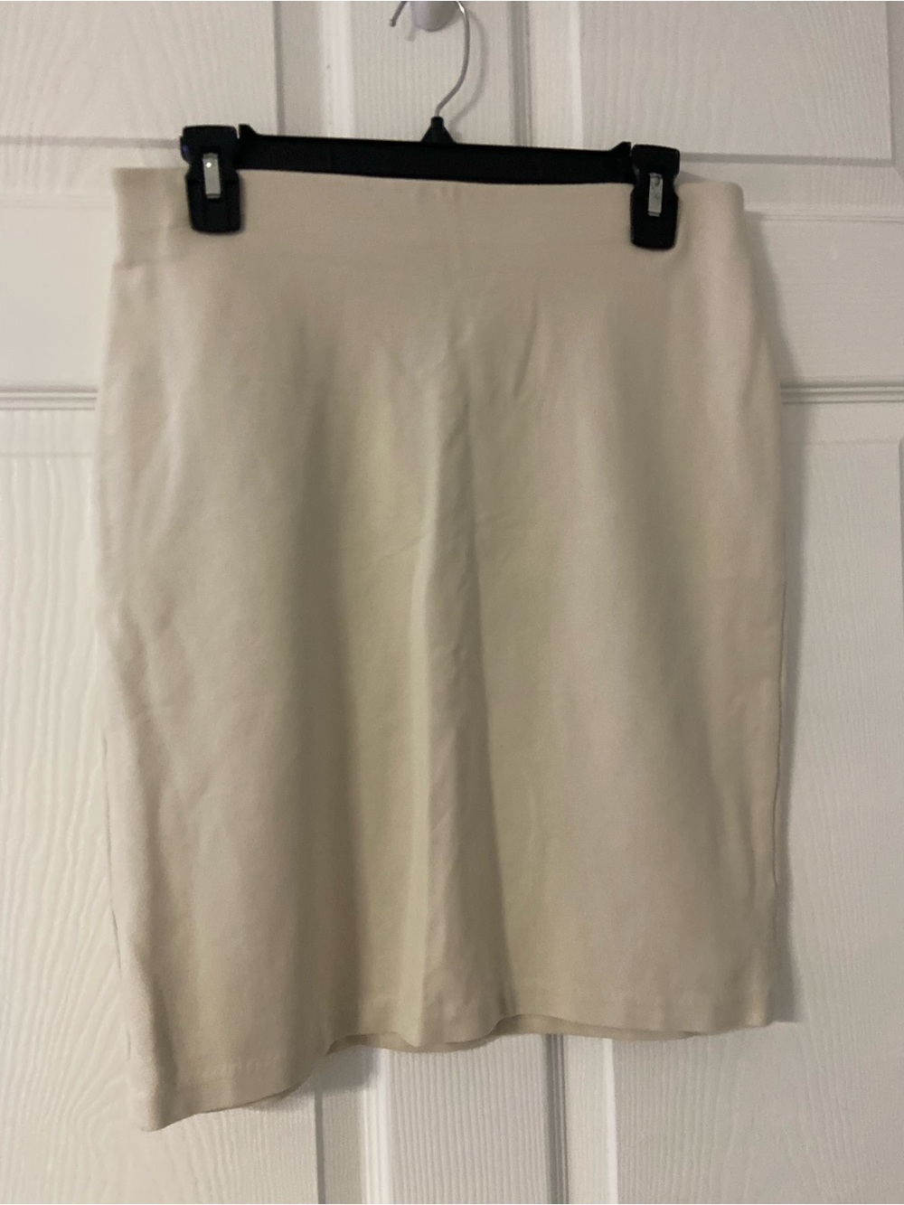 T40a- PREMISE STUDIO Cream Knit Pencil Skirt